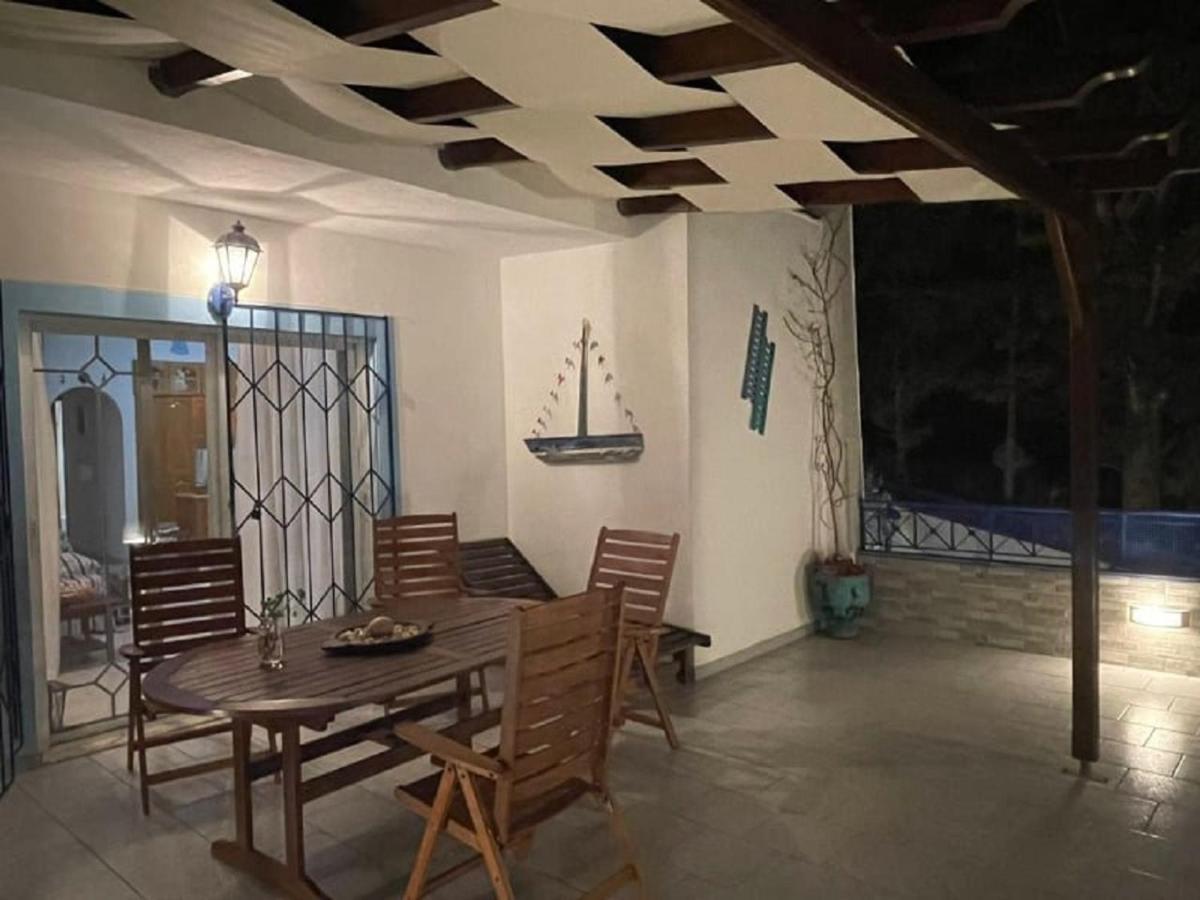 Blue & White Maisonette Over The Sea Near Sounio Sounion Bagian luar foto